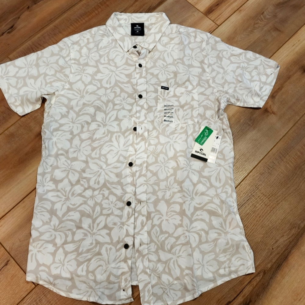 New Rip Curl White Casual Button Down Shirt with Tropical Print Purchased 7-8-25